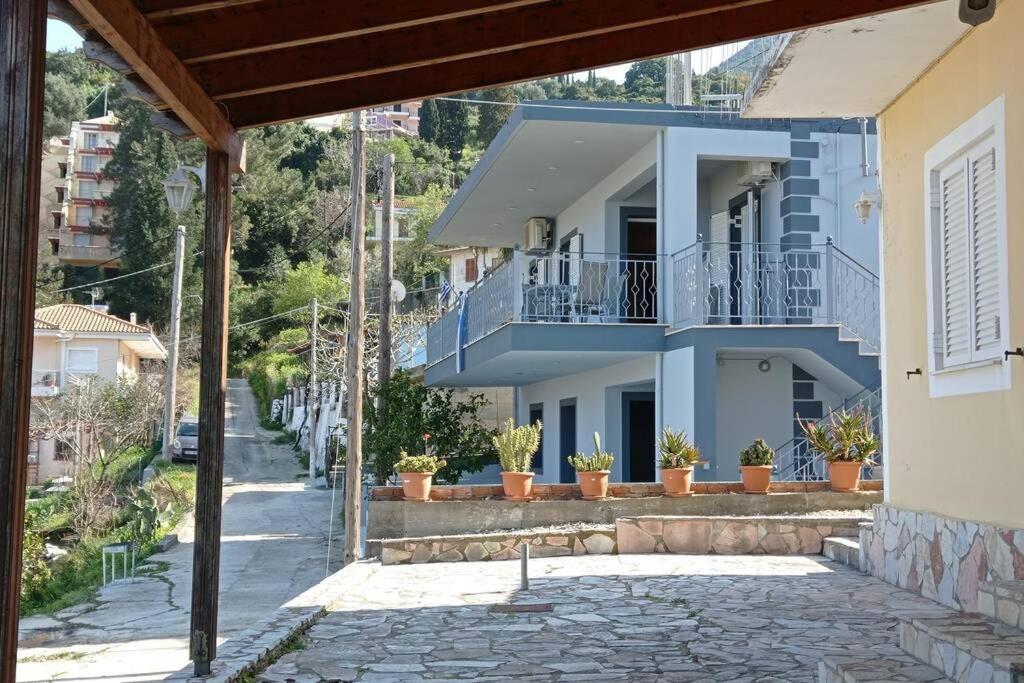 Melina Poros (Kefalonia)