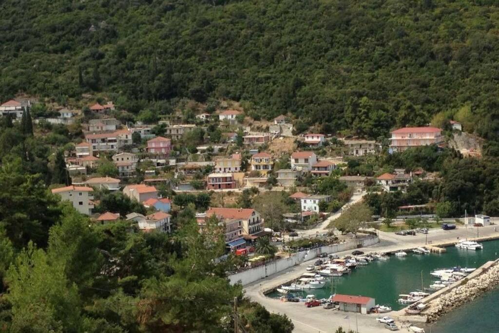 Melina * Poros (Kefalonia)
